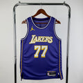 LA Lakers - Camiseta Dončić #77 - Versión Jordan - Temporada 2026
