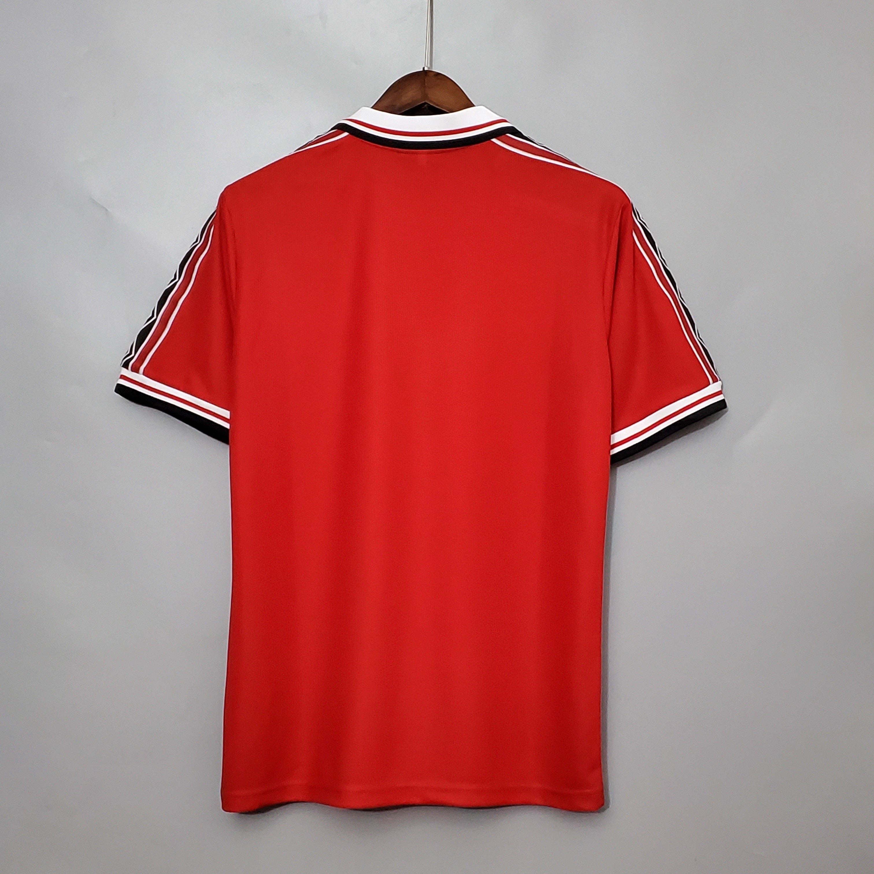 Camiseta Retro — Manchester United 98/99  — Local — Edición Clásica