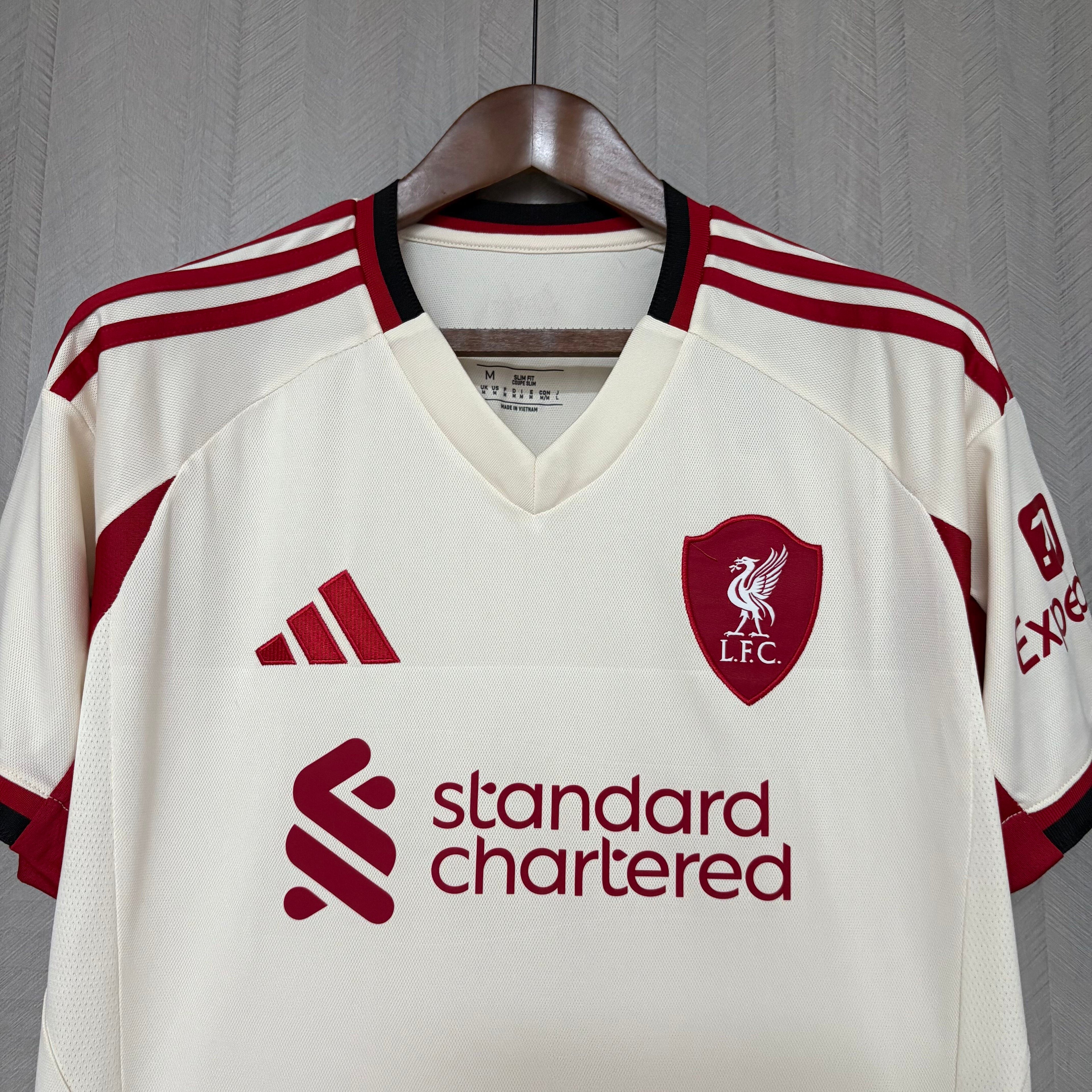 Liverpool - Visita - Versión Aficionado - Temporada 2025/26