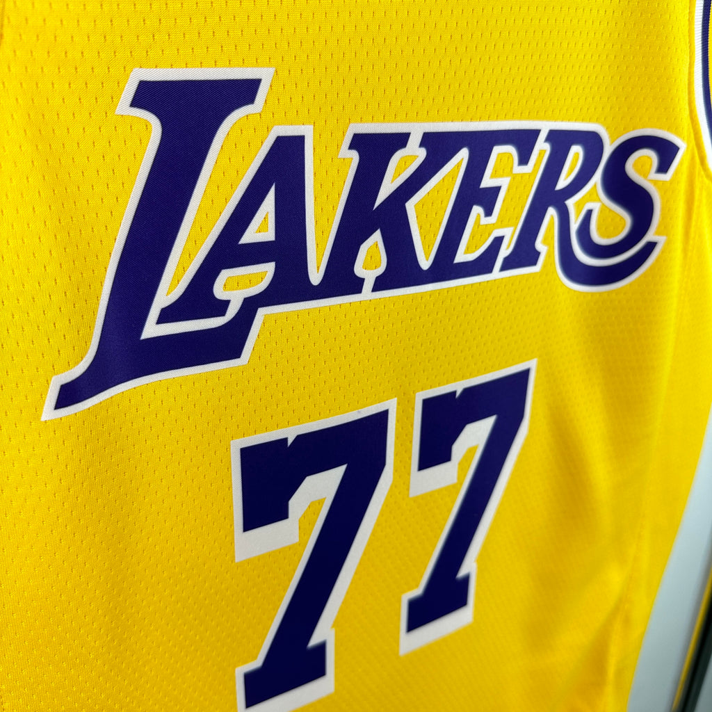 LA Lakers- Camiseta Dončić #77 - Local- Temporada 2026