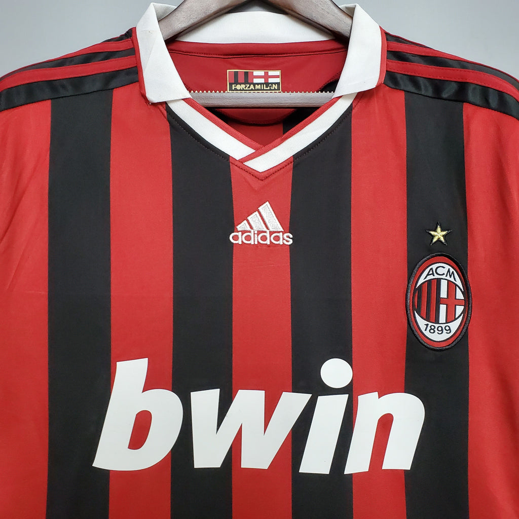 Camiseta Retro — AC Milan 09/10 — Local — Edición Clásica