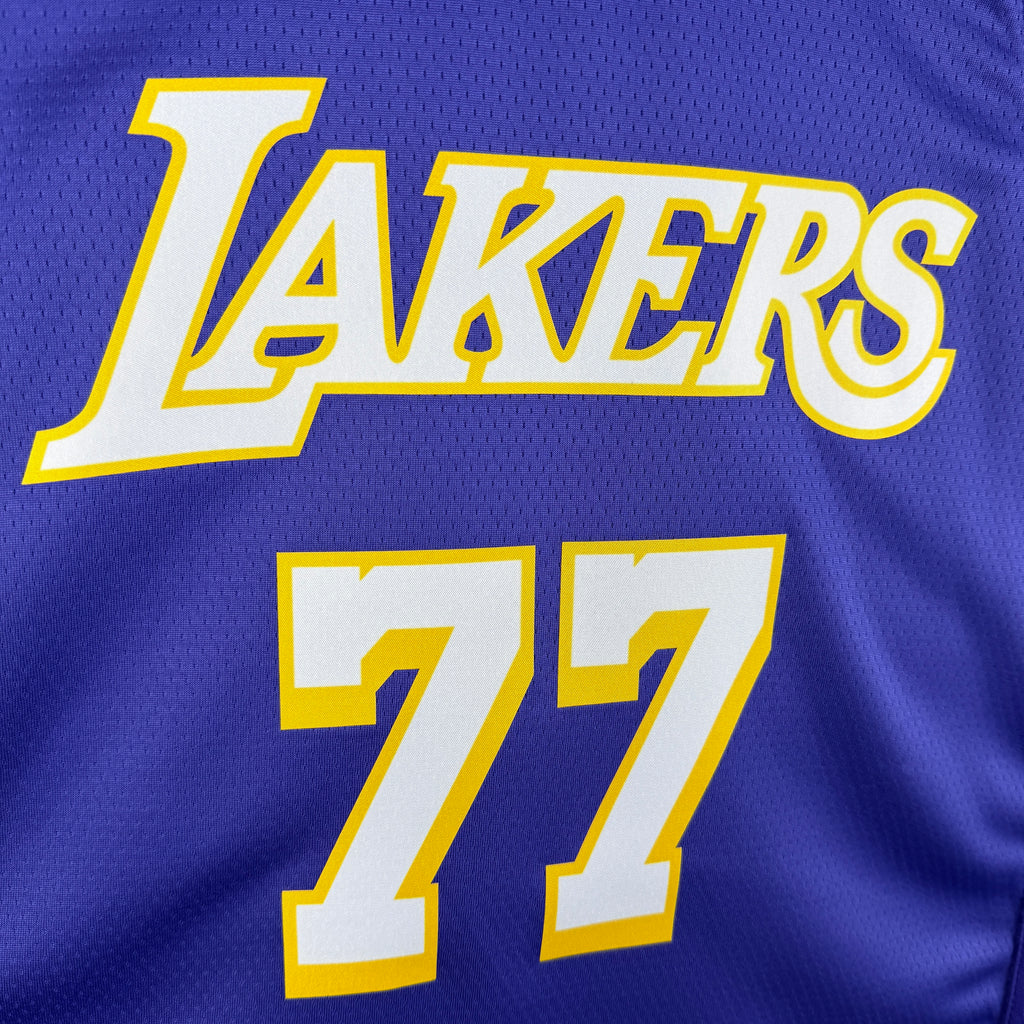 LA Lakers - Camiseta Dončić #77 - Versión Jordan - Temporada 2026