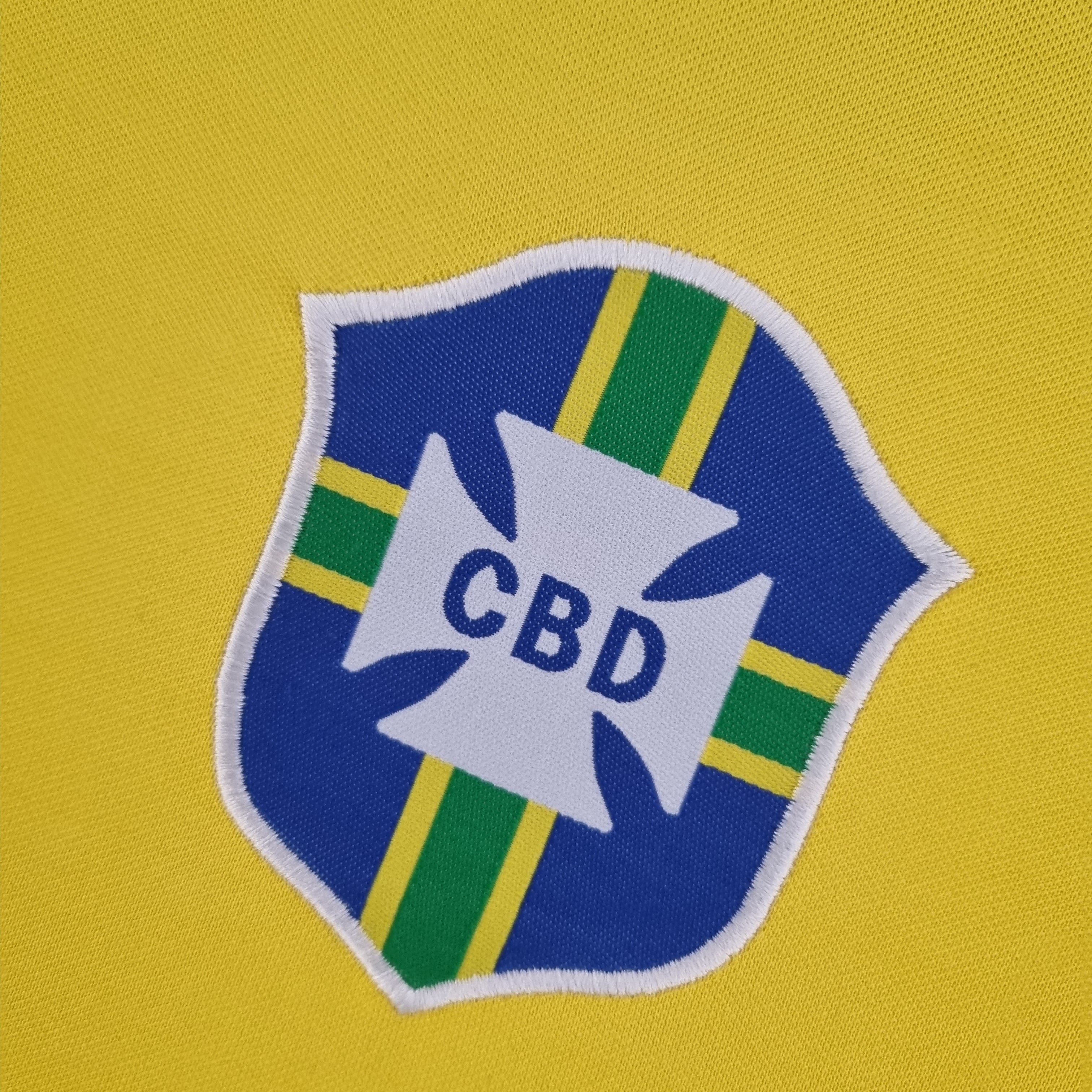 Camiseta Retro — Brasil 1970 — Local — Edición Clásica