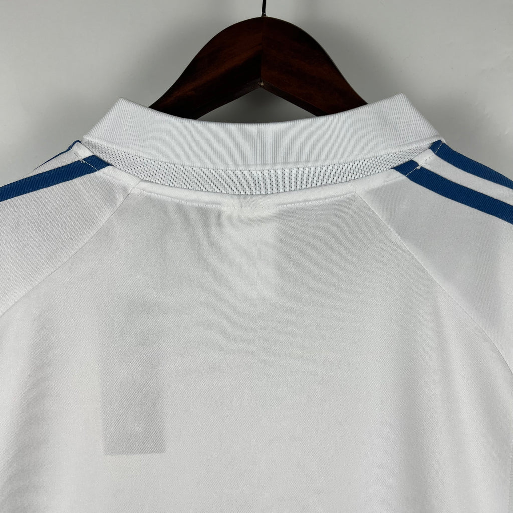 Camiseta Retro — Real Madrid 01/02 — Local — Edición Clásica