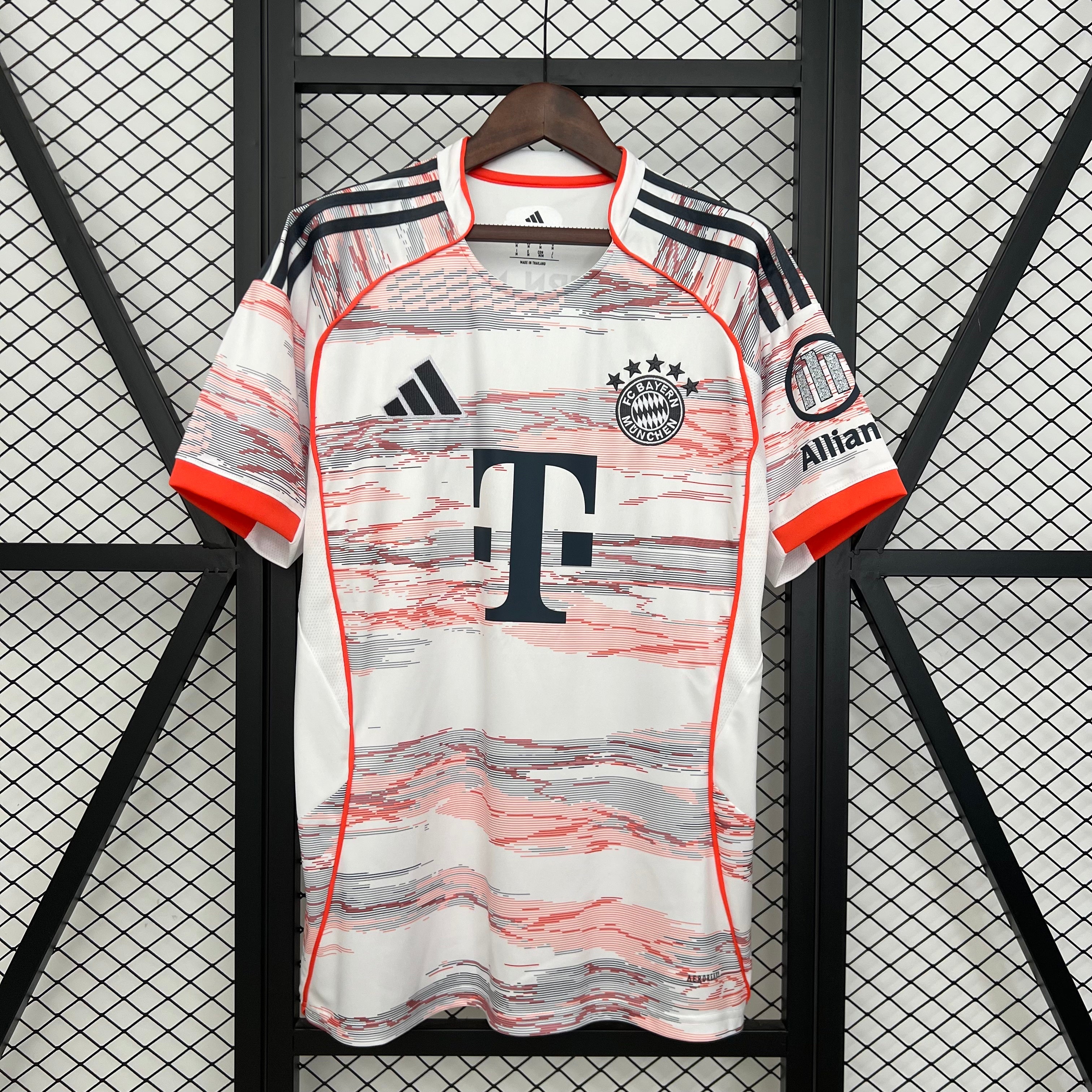 Bayern de Múnich - Visitante - Versión Aficionado - Temporada 2025/26