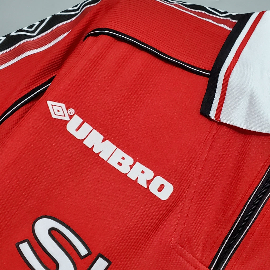 Camiseta Retro — Manchester United 98/99  — Local — Edición Clásica