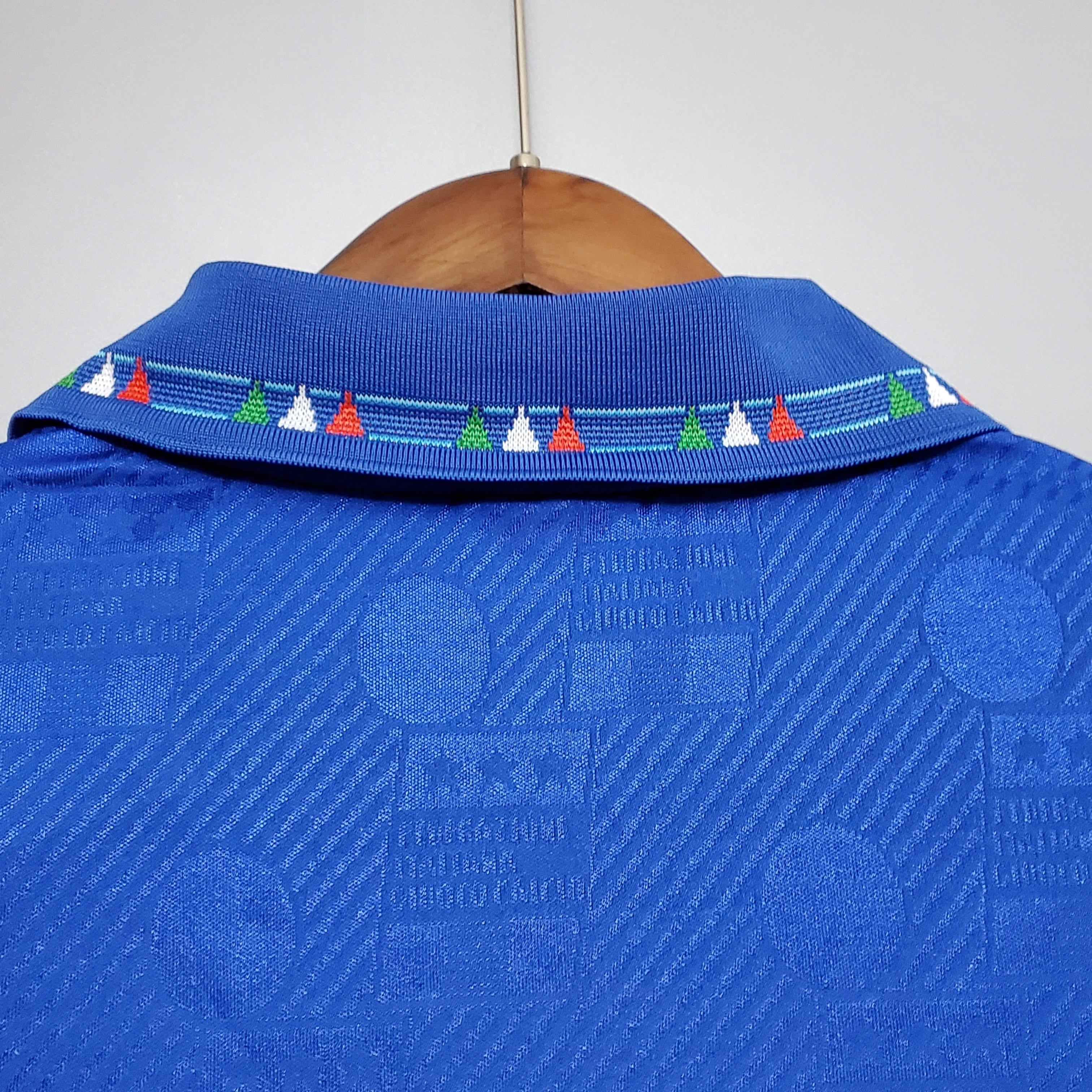 Camiseta Retro — Italia 1994 — Local — Edición Clásica