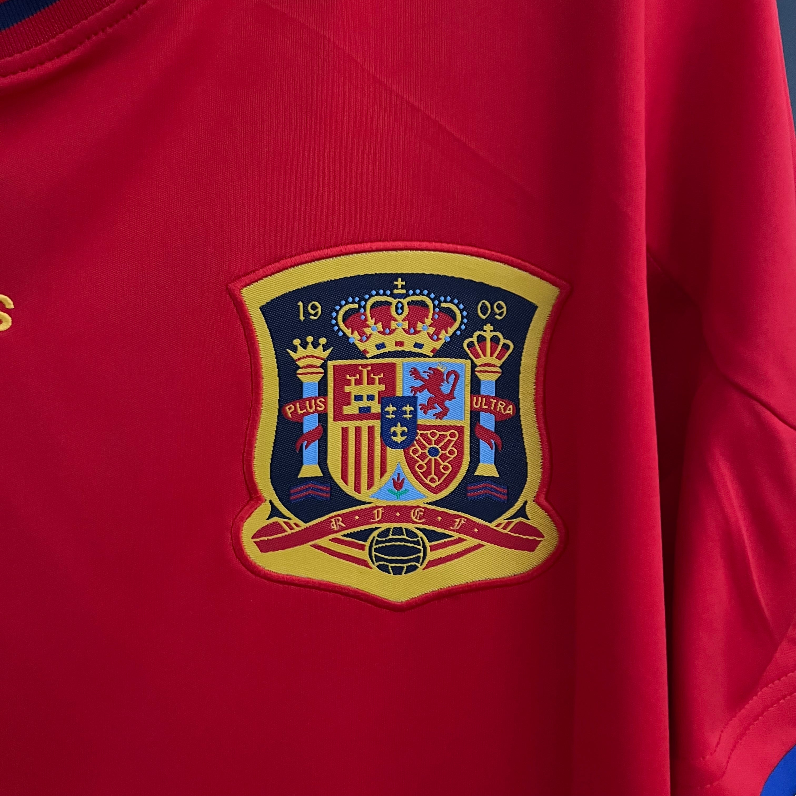 Camiseta Retro — España 2010 — Local — Edición Clásica