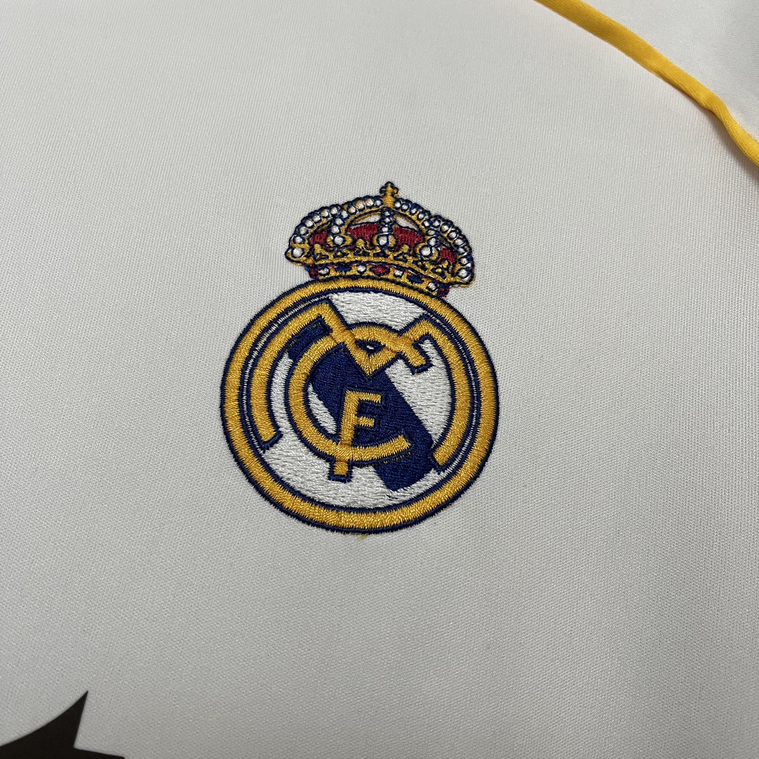 Real Madrid - Local - Versión Aficionado -  Temporada 2025/26
