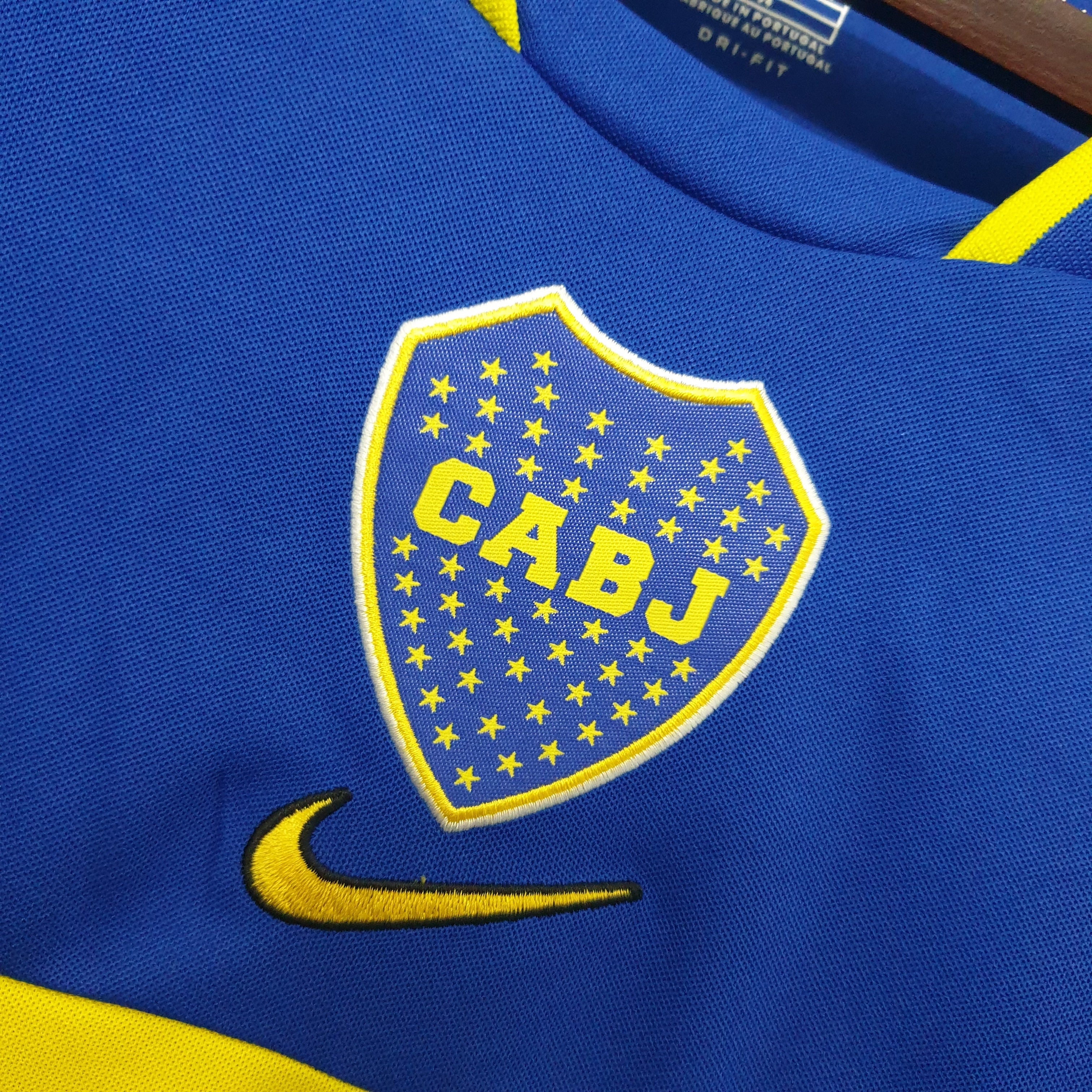 Camiseta Retro — Boca Juniors 01/02 — Local — Edición Clásica