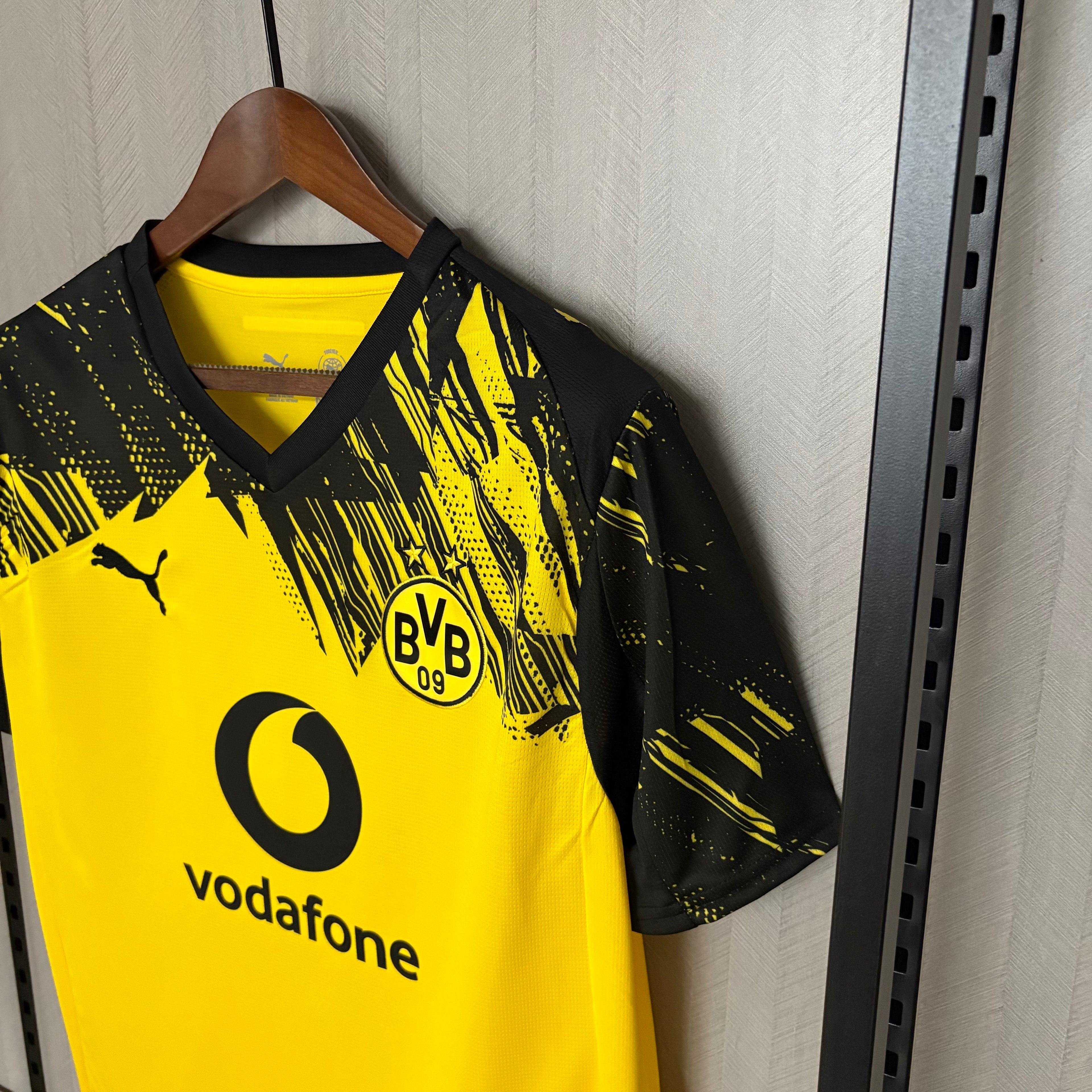 Borussia Dortmund - Local - Versión Aficionado - Temporada 2025/26