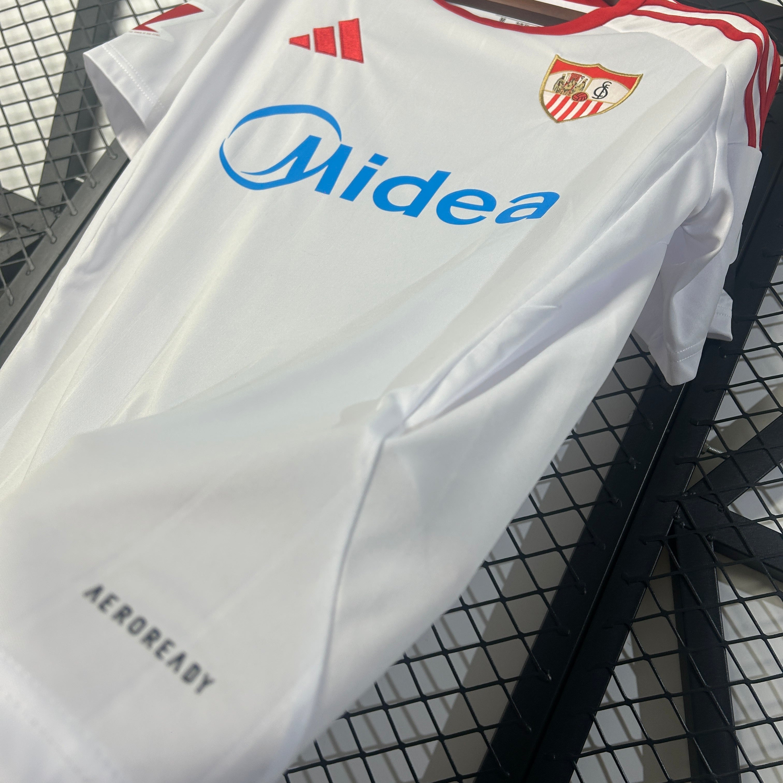 Sevilla - Local - Versión Aficionado - Temporada 2025/26