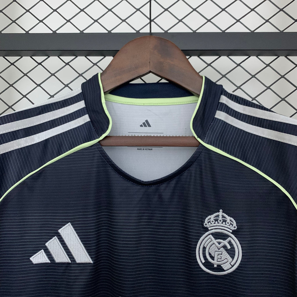 Real Madrid - Visitante - Versión Aficionado - Temporada 2025/26