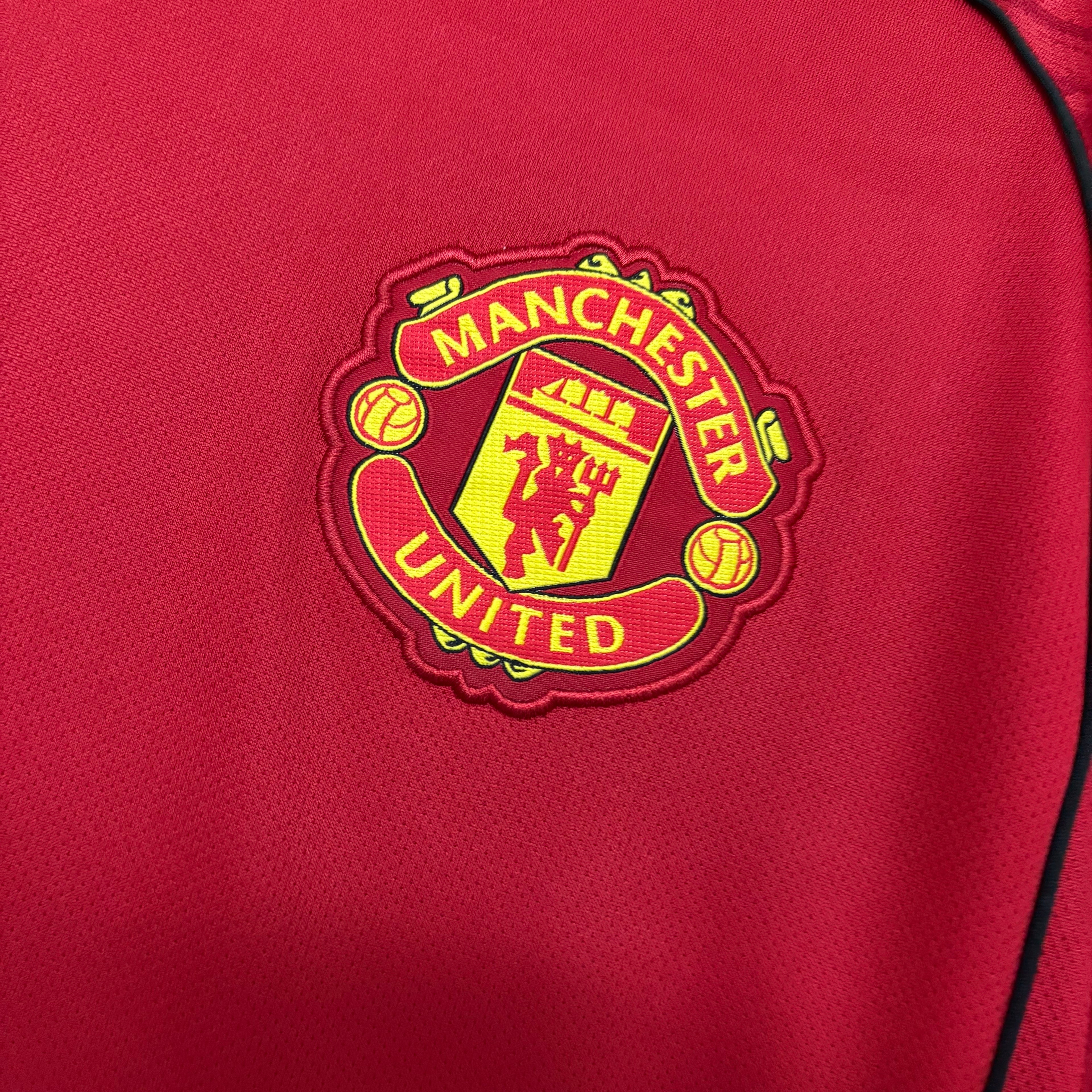 Manchester United - Local - Versión Aficionado - Temporada 2025/26