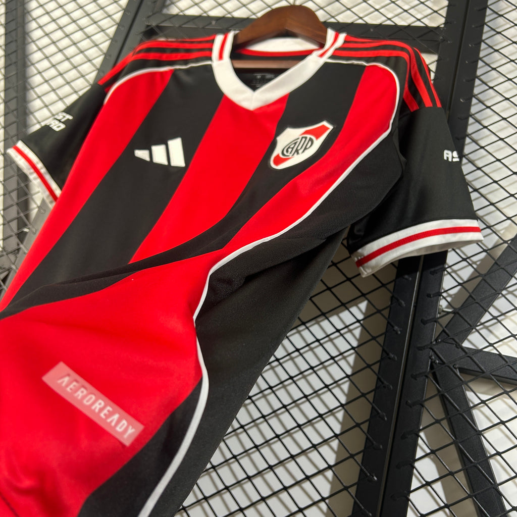 River Plate - Visitante - Versión Aficionado - Temporada 2025/26